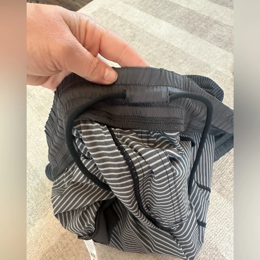 Rhone Men’s Mako Shorts Black/Asphalt Stripe (Size XXL)